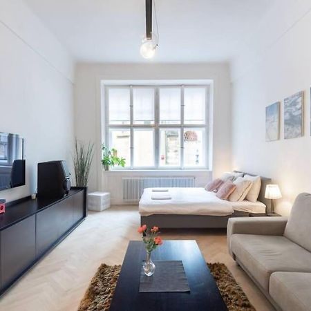 Luxury Apartment On Old Town Square براغ المظهر الخارجي الصورة